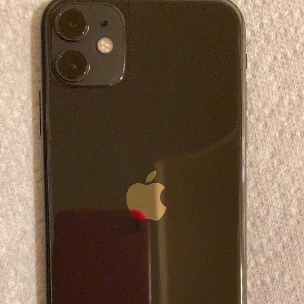 iPhone 11 - Picture 6 of 8